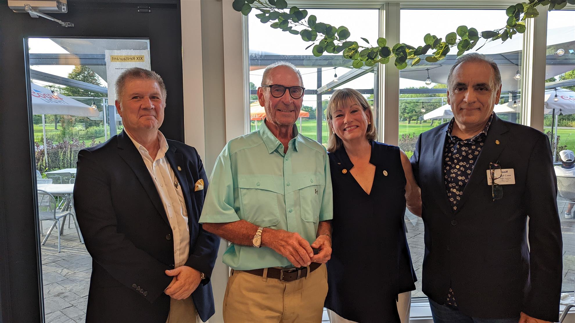 Book Diners And Duffers: A Guide To Good Golf, Good English